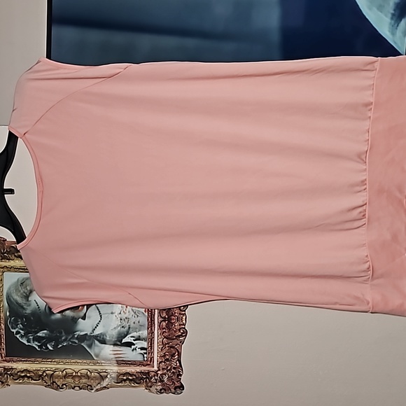 Top - Picture 2 of 3